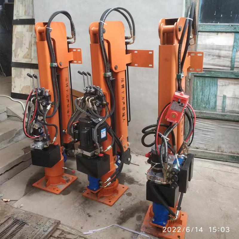 建瓯市重汽蓝牌随车吊 3.2吨 国六动力强 液压驱动 农用自卸起重机
